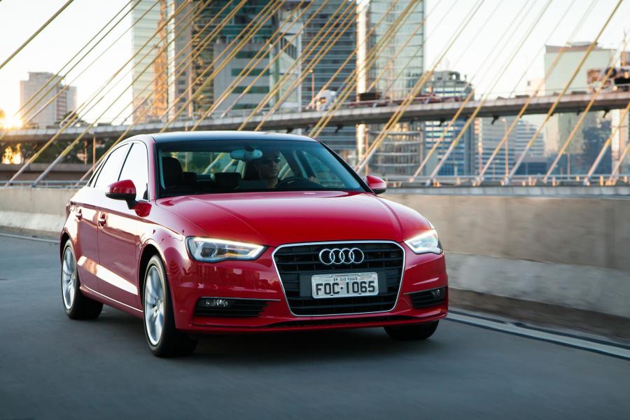  Audi A3 Sedan 1.8 T (8V) 2014 года  (фото 26 из 30)